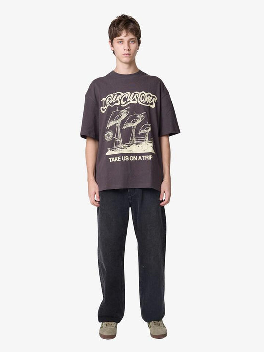 Image of a model wearing Tops. Productname: Deus Celestial Vacation Tee in ANTHRACITE colour by brand - Deus