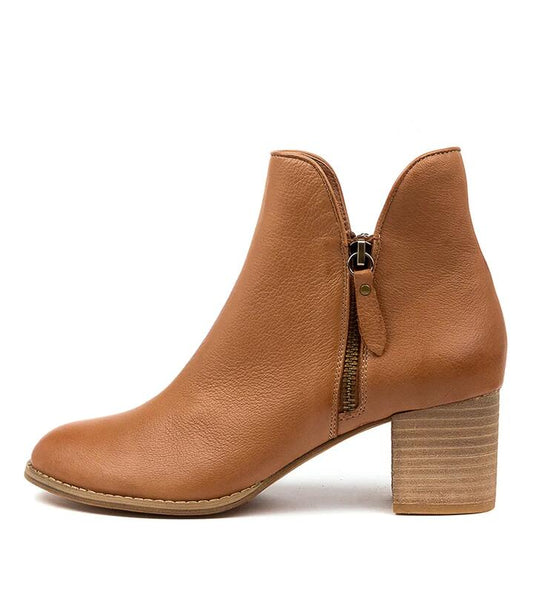 Image of Boots. Productname: Shaine Dark Tan Leather Ankle Boots in DK TAN colour by brand - MIDAS