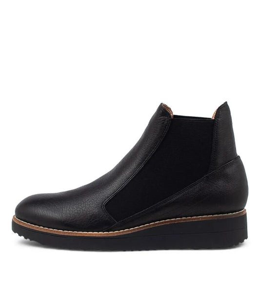 Image of Boots. Productname: Ozeke Black Leather Chelsea Boots Bs in BLACK-BLACK SOLE colour by brand - MIDAS