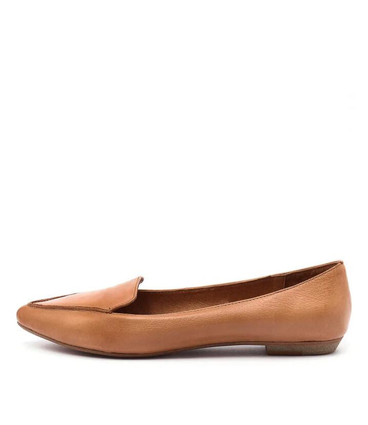 Image of Flats. Product name - Gyro Tan Leather Loafers in Tan colour by brand - MOLLINI
