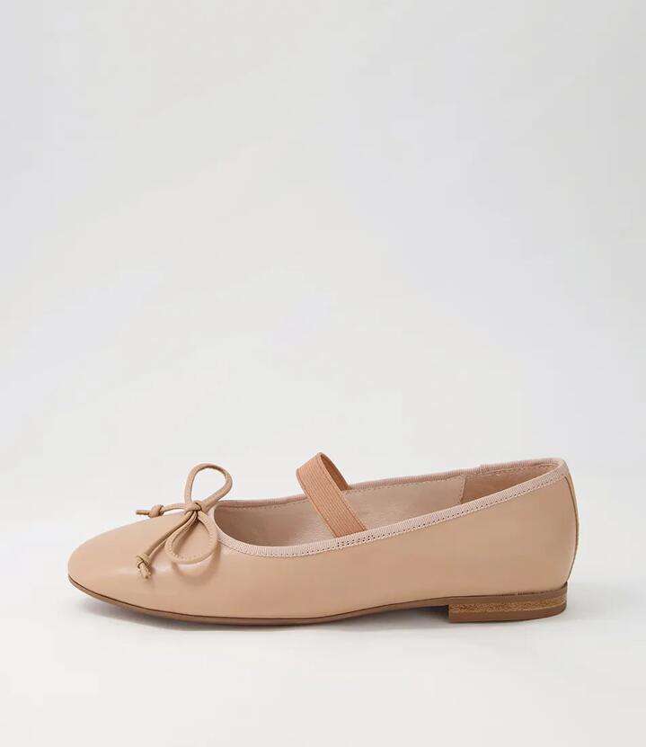 Image of Footwear. Productname: Bow Nude Leather Ballet Flats in NUDE colour by brand - MOLLINI