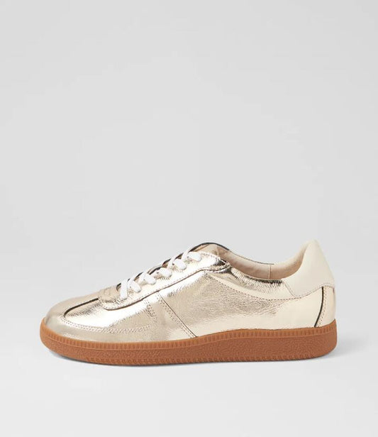 Image of Sneakers. Productname: Dari Platinum Gum Shrunken Leather Sneakers in Platinum-Gum Sole colour by brand - MOLLINI