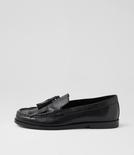Image of Flats. Productname: Qaser Black Leather Loafers in BLACK-BLACK HEEL colour by brand - MIDAS
