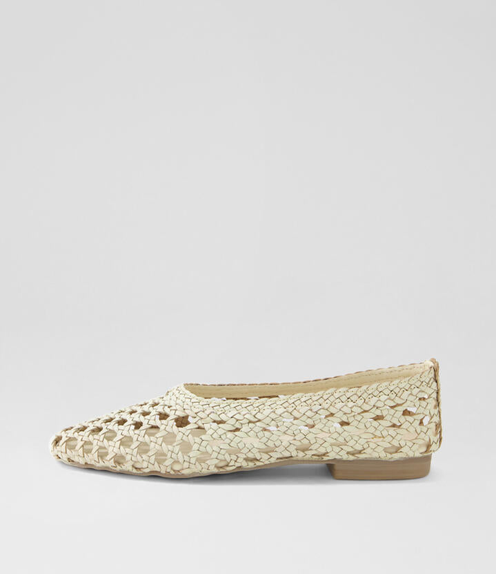 Image of Shoes. Productname: Doetta Cream Leather Flat Shoes in Cream colour by brand - MOLLINI