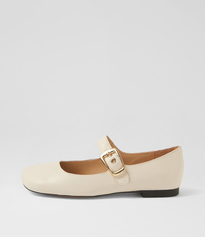 Image of Footwear. Productname: Poleny Cream Leather Flat Shoes in CREAM colour by brand - MOLLINI