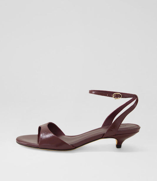 Image of Sandals. Productname: Neeta Bordeaux Leather Sandals in BORDEAUX colour by brand - MOLLINI