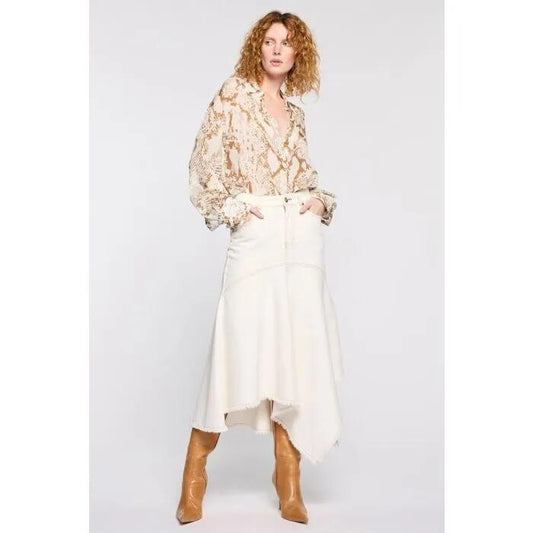 Image of a model wearing Denim. Productname: Incoming Denim Skirt in White colour by brand - sass and bide