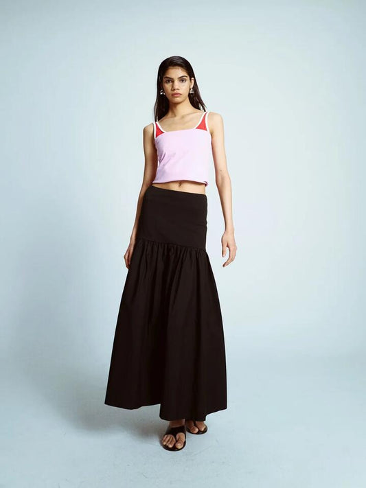 Image of a model wearing Skirts. Productname: Topshop Poplin Full Skirt in Black colour by brand - Topshop