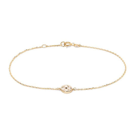 Image of Bracelets. Productname: 19cm Mother of Pearl Cut-out Clover Bracelet in 9kt Yellow Gold in Gold colour by brand - Bevilles