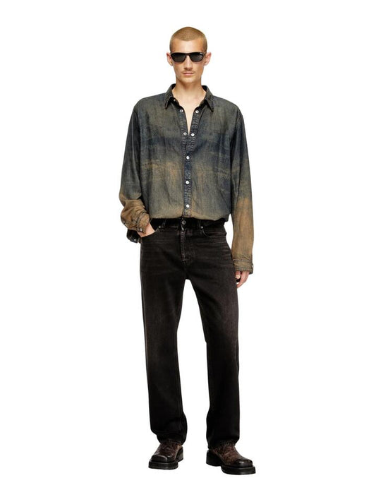 Image of a model wearing Denim. Productname: Diesel 2024 D-Macs in Washed Black colour by brand - Diesel