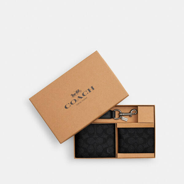 Image of Wallets & Money Clips. Productname: Boxed 3-In-1 Wallet Gift Set In Signature Canvas in QB/CHARCOAL/BLACK colour by brand - Coach Outlet Australia