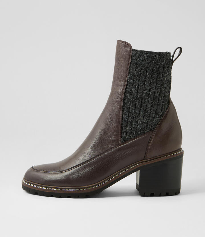 Image of Boots. Productname: Barret Choc Black Leather Chelsea Boots in CHOC-BLACK CHOC HEEL colour by brand - MOLLINI