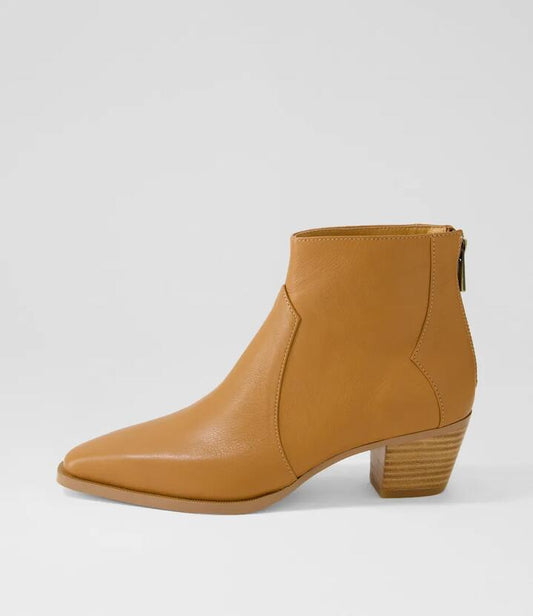 Image of Boots. Productname: Jilina Dark Tan Leather Ankle Boots in DK TAN colour by brand - MOLLINI