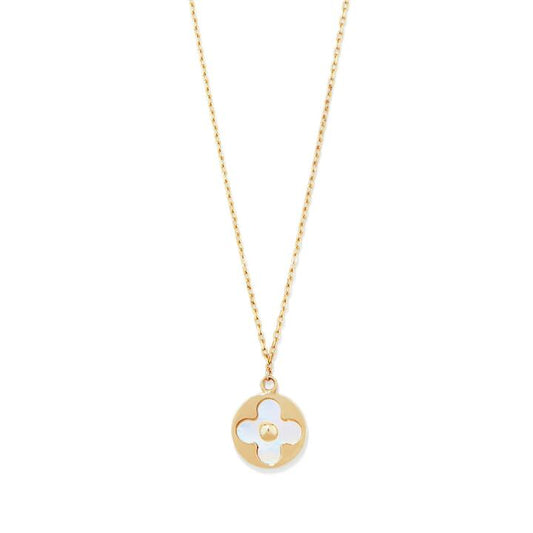Image of Necklaces. Productname: 45cm Mother of Pearl Cut-Out Clover Pendant Necklace in 9kt Yellow Gold in Gold colour by brand - Bevilles