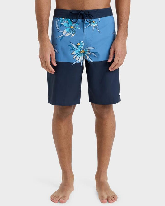 Image of Swimwear. Productname: Quiksilver - Mens Everyday 20" Boardshorts - Coronet Blue Block Costal Flor - in Coronet Blue Block Costal Flor colour by brand - Quiksilver