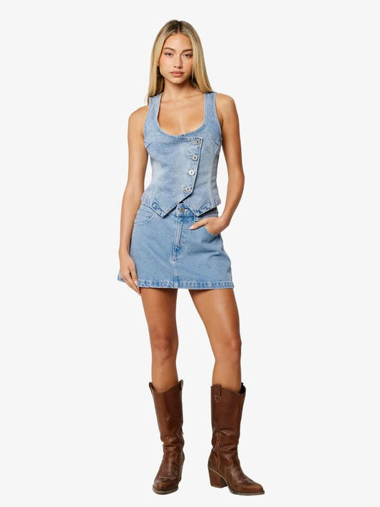 Image of a model wearing Skirts. Productname: Abrand 95 Aline Skirt Jordan in JORDAN colour by brand - Abrand