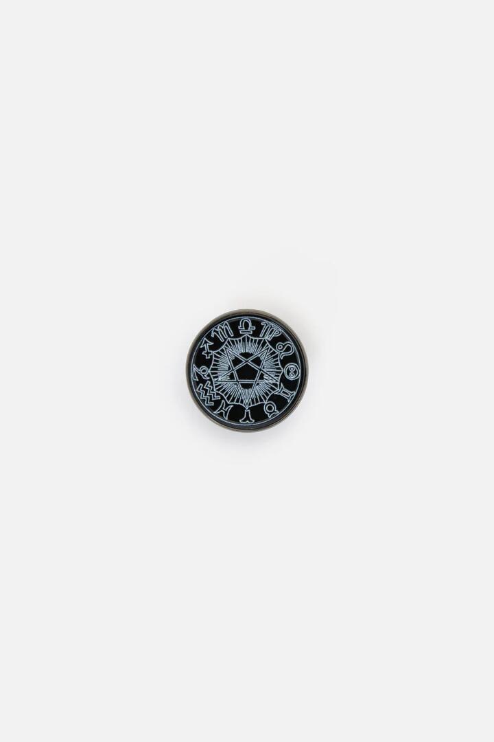 Image of Jewelry. Productname: Conjuring Pin in Black colour by brand - Black Friday