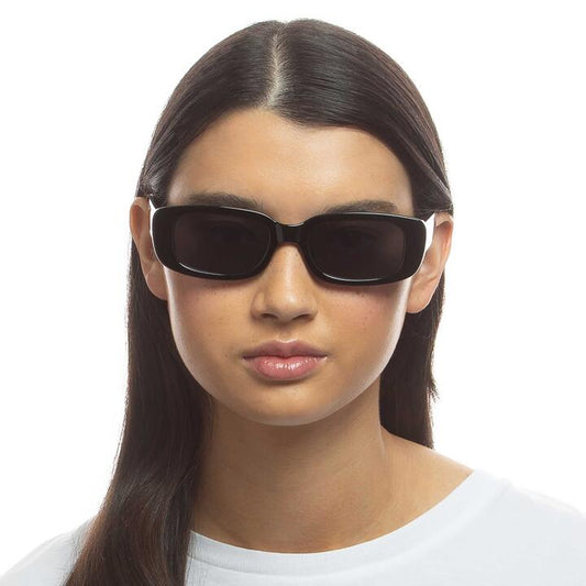 Image of Sunglasses. Product name - Aire Ceres Black in Black colour by brand - Novo