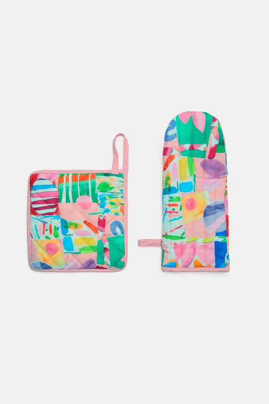 Image of Kitchen & Dining. Productname: Montage Oven Mitt Set in Print colour by brand - Gorman