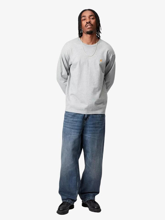 Image of a model wearing Pants. Productname: Carhartt Wip Og Single Knee Pants in Blue Dark Used Wash colour by brand - Carhartt Wip