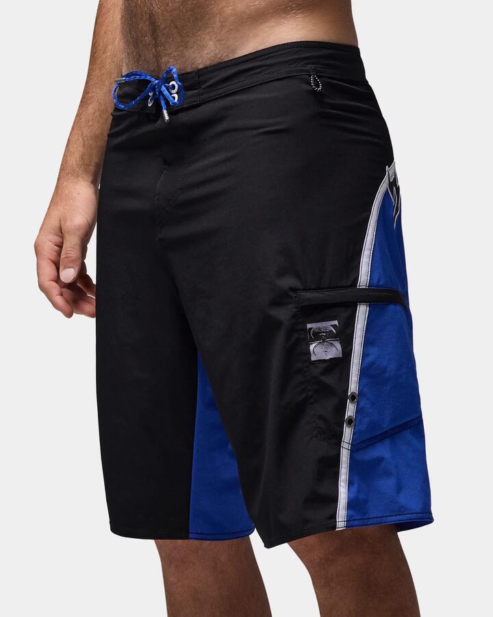 Image of Swimwear. Productname: former - Mens Proscription 21" Boardshorts - Black - in Black colour by brand - former