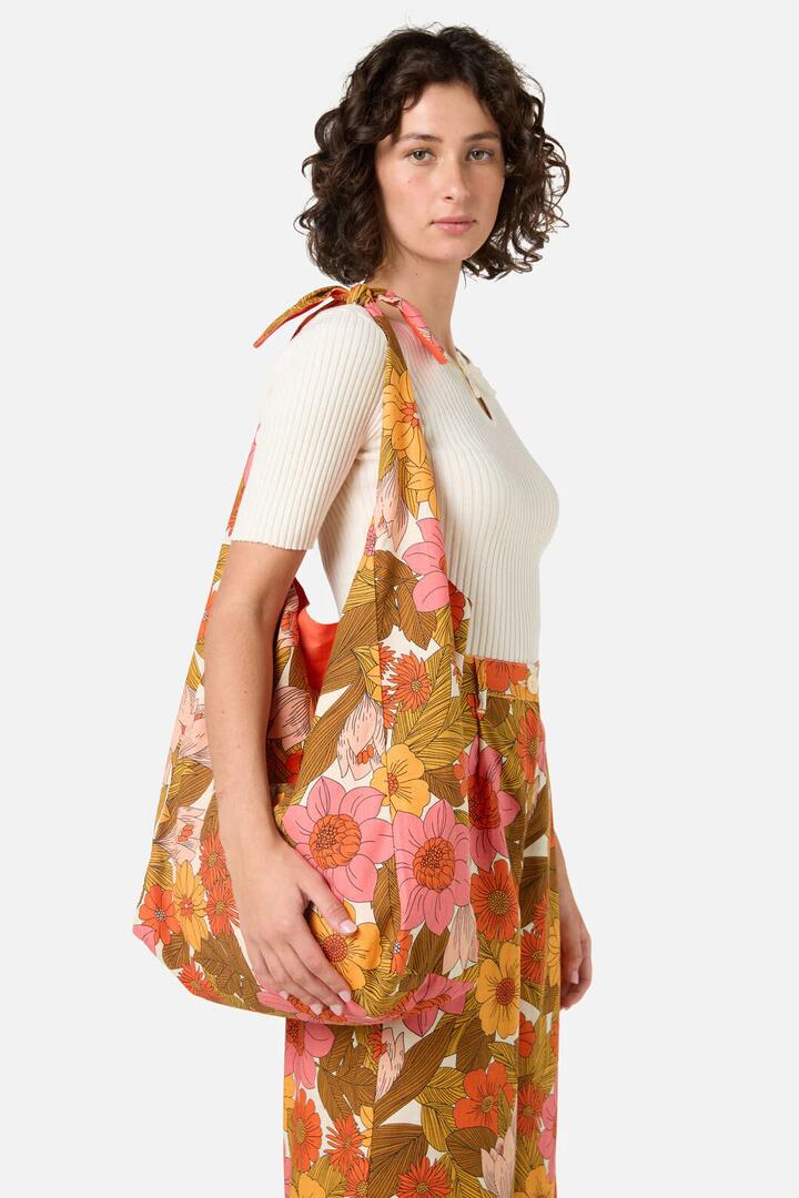 Image of Bags. Product name - Nellie 70'S Floral Slouchy Bag in Pink colour by brand - Princess Highway