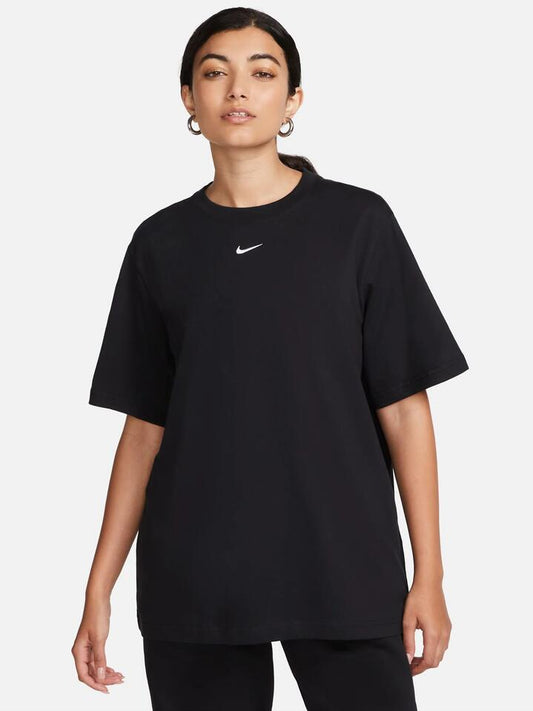 Image of T-Shirts. Productname: Nike Sportswear Essentials T-Shirt in Black/White colour by brand - Nike