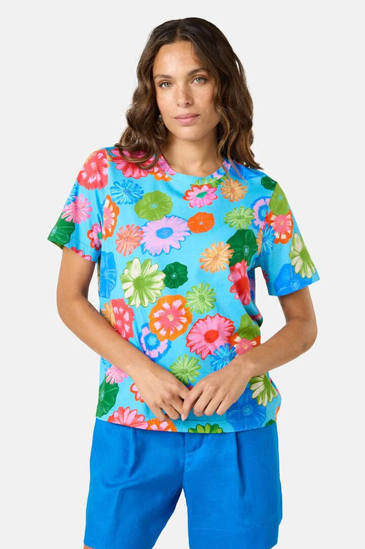 Image of a model wearing Tops. Productname: Pressed Flower Classic Tee in Print colour by brand - Gorman