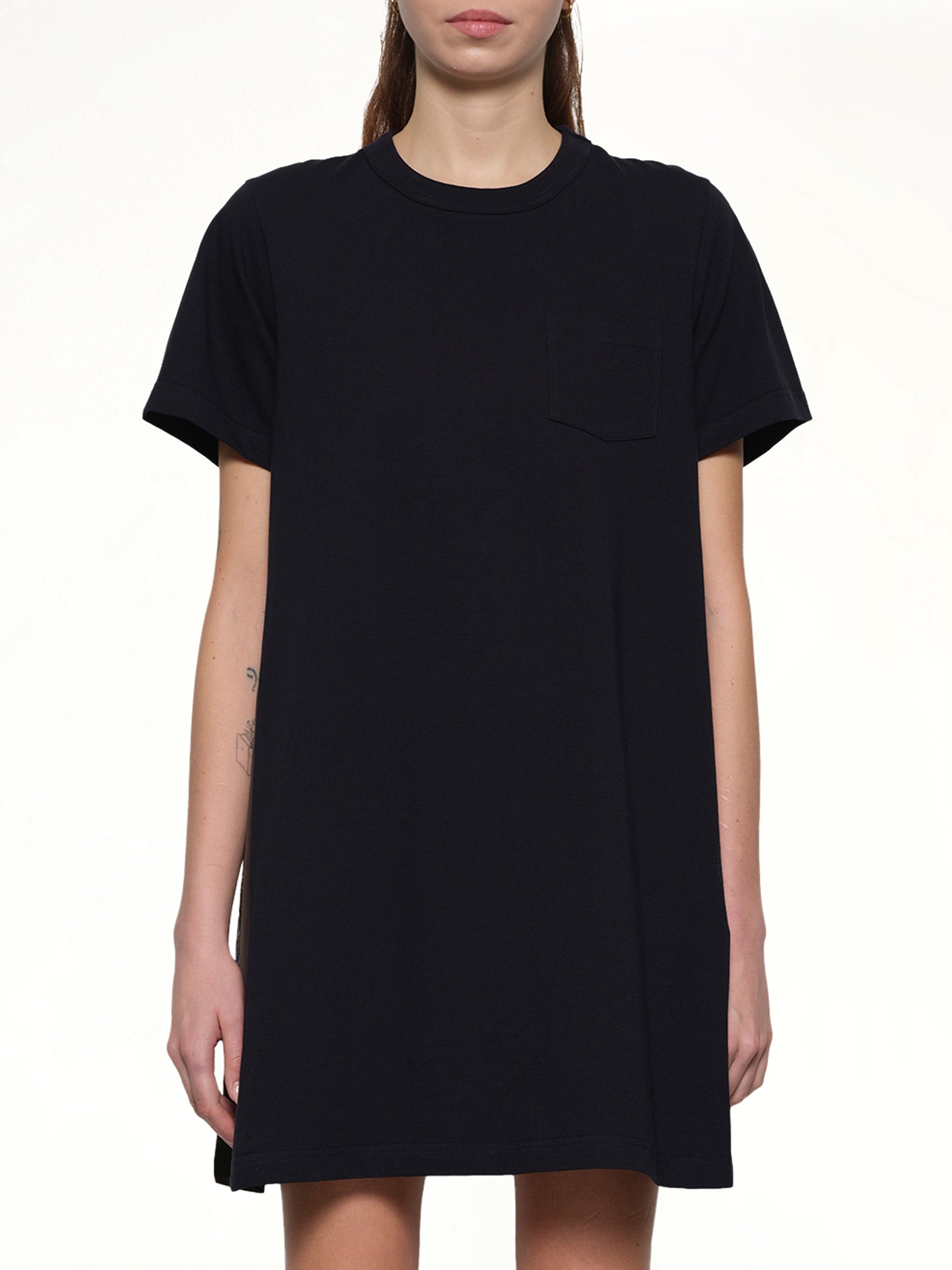 Image of a model wearing Tops. Productname: SACAI Paisley Print x Cotton Jersey Dress in Navy/Khaki colour by brand - SACAI