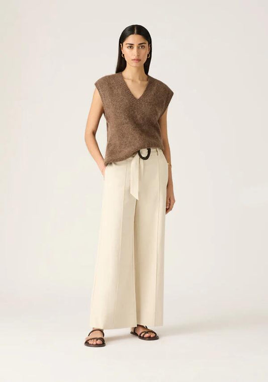 Image of Coats & Jackets. Productname: Vesper Knit Vest in Cacoa colour by brand - MOS The Label