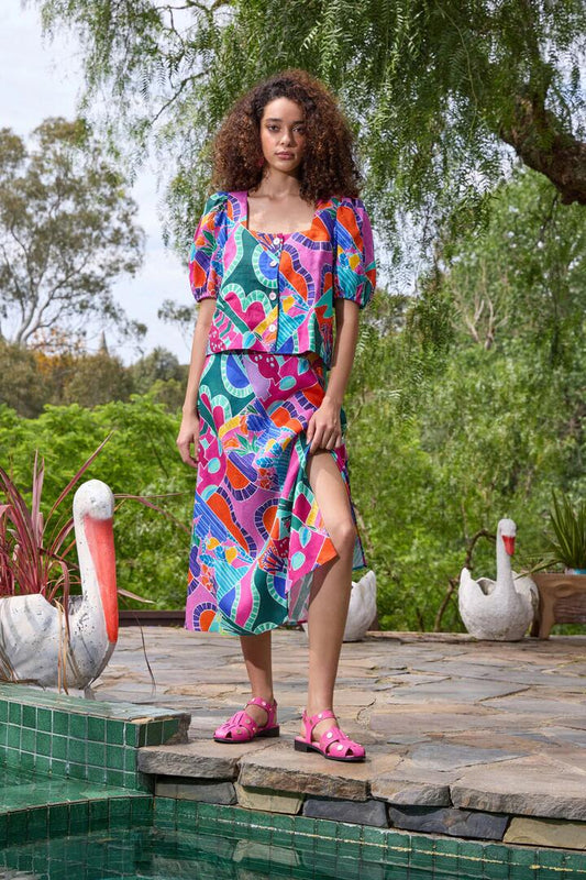 Image of a model wearing Tops. Productname: Caravan Holiday Linen Top in Print colour by brand - Gorman