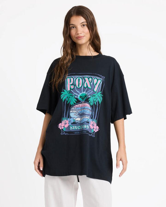 Image of a model wearing Tops. Productname: roxy Womens Sunsetter T-Shirt Black - in Black colour by brand - Roxy