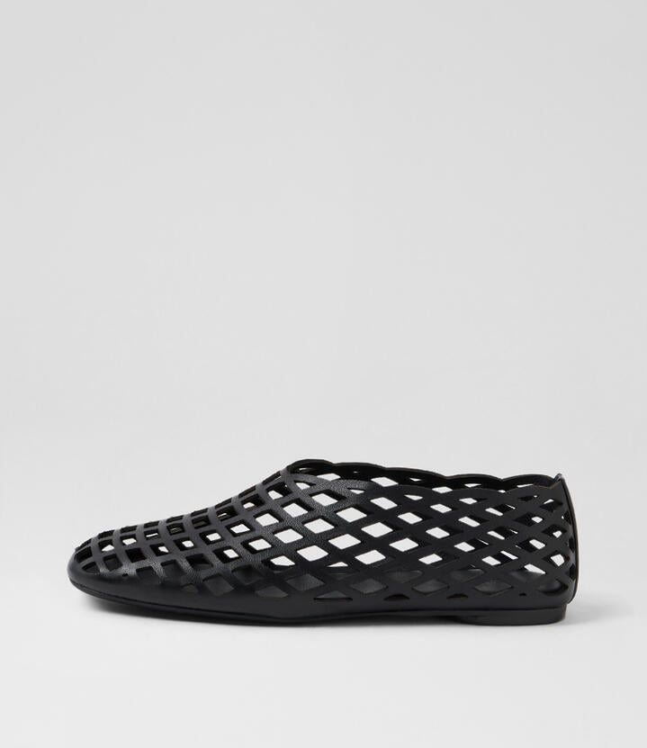 Image of Shoes. Productname: Penelopies Black Leather Flat Shoes in Black colour by brand - MOLLINI