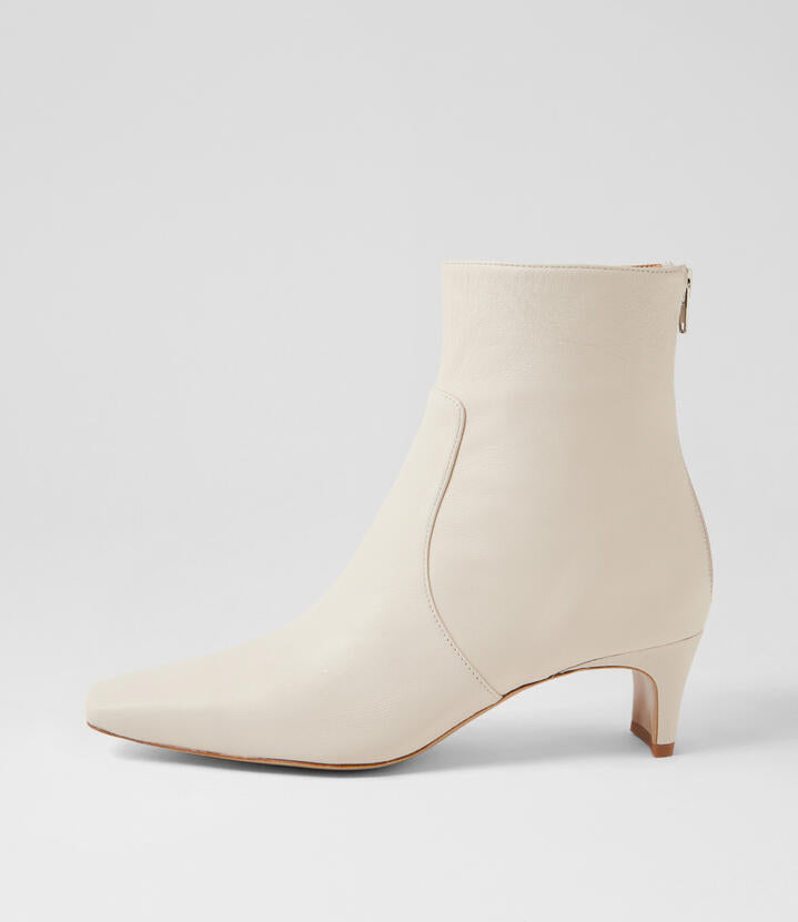 Image of Boots. Productname: Darhl Cream Leather Ankle Boots in Cream colour by brand - MOLLINI