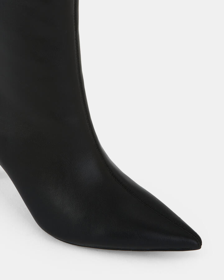 Image of Others. Productname: Hallie: Black in Black colour by brand - Novo