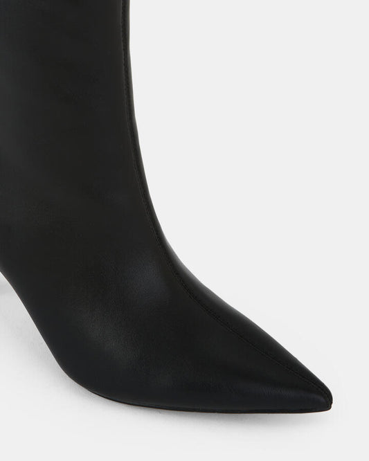 Image of Others. Productname: Hallie: Black in Black colour by brand - Novo