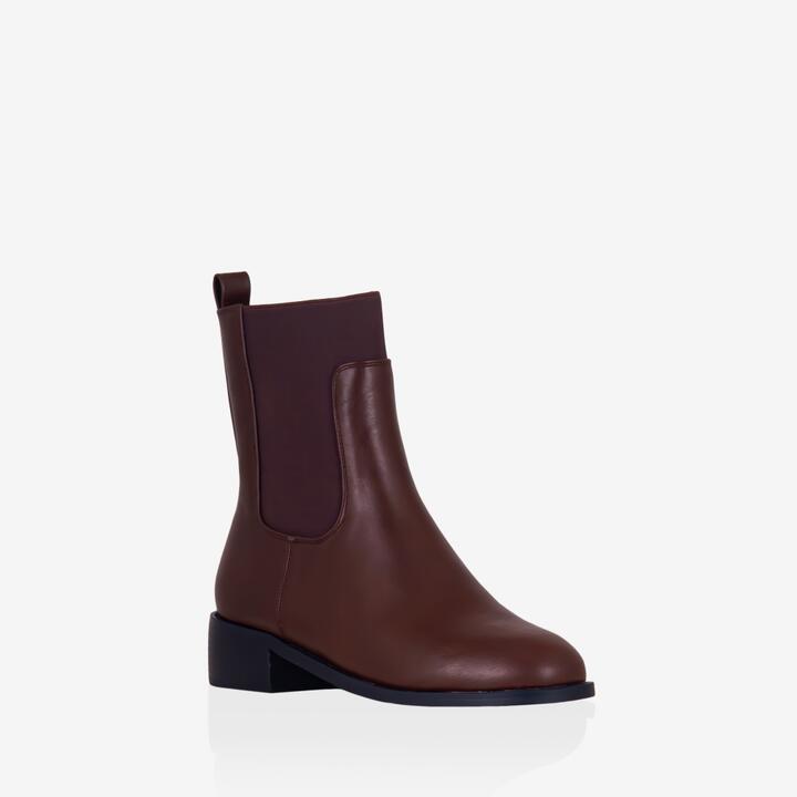 Image of Others. Productname: Diego: Brown in Brown colour by brand - Novo