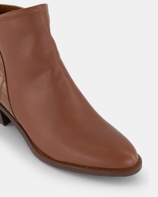 Image of Others. Productname: Brooklynn: Dark Brandy in Dark Brandy colour by brand - Novo