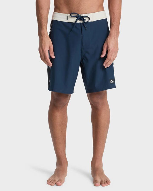 Image of Swimwear. Productname: quiksilver - Mens Surfsilk Arch 18" Boardshorts - Dark Navy - in Dark Navy colour by brand - quiksilver