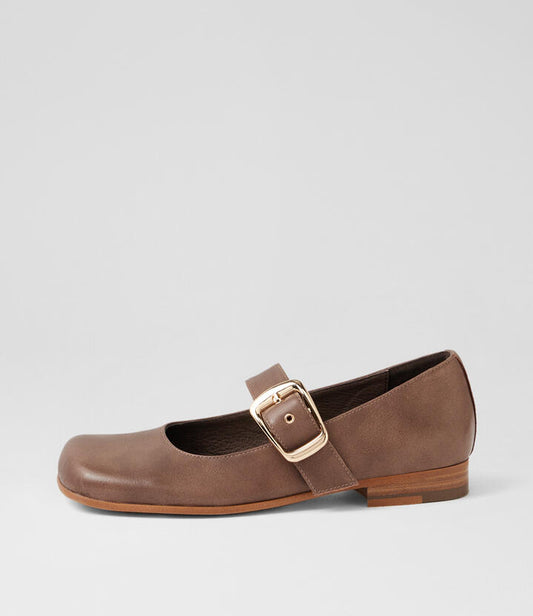 Image of Shoes. Productname: Gallah Mocca Leather Flat Shoes in Mocca colour by brand - MIDAS