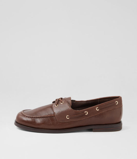 Image of Shoes. Productname: Quart Whiskey Leather Boat Shoes in Whiskey colour by brand - MIDAS