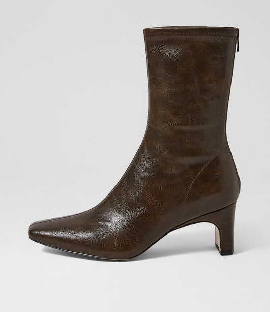 Image of Boots. Productname: Dellea Vintage Choc Stretch Ankle Boots in Vintage Choc colour by brand - MOLLINI