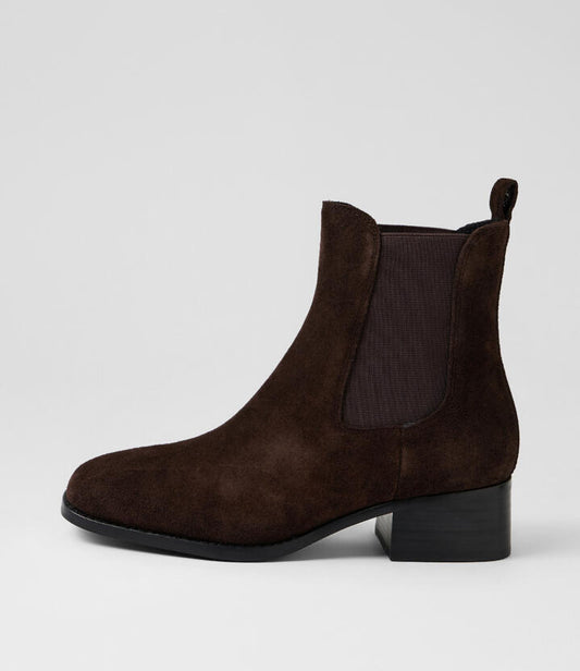 Image of Boots. Productname: Memmeli Dark Choc Black Suede Chelsea Boots in Dk Choc-Black Heel colour by brand - MOLLINI