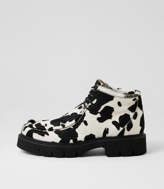 Image of Shoes. Productname: Kuire Black Cow Pony Flat Shoes in Black Cow colour by brand - MOLLINI