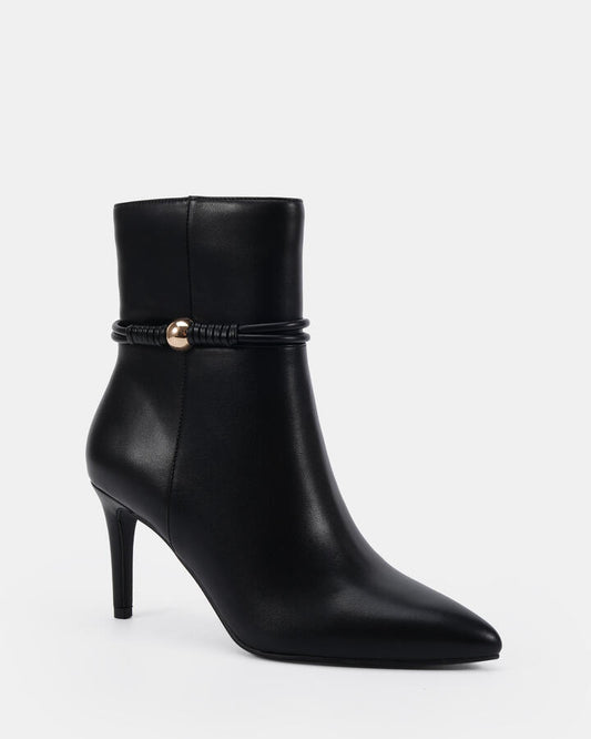 Image of Boots. Productname: Dayna: Black - Women's Boot Low-mid Heel in Black colour by brand - Novo