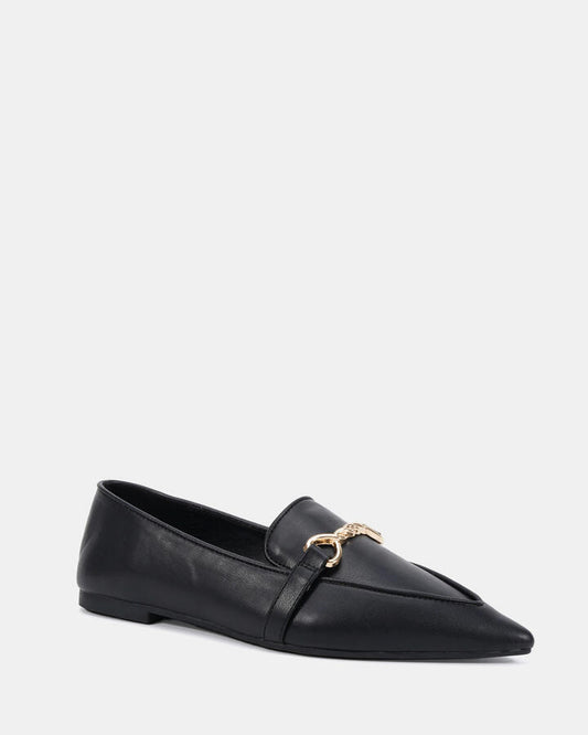 Image of Flats. Productname: Cleve: Black Smooth - Women's Casual Flat Closed in Black colour by brand - Novo