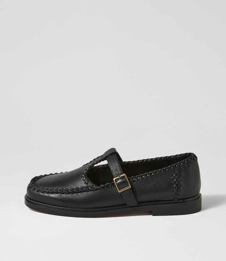 Image of Shoes. Productname: Glossed Black Leather Flat Shoes in Black colour by brand - MOLLINI