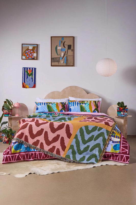 Image of Blankets. Productname: Right Direction Woven Jacquard Throw in Multi colour by brand - Gorman