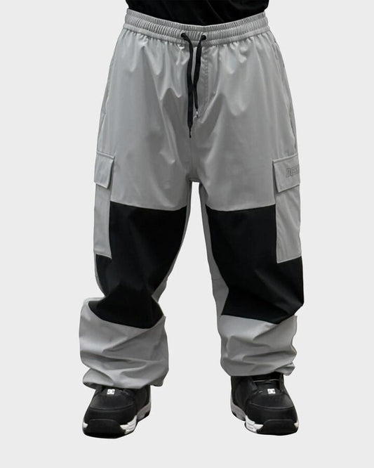Image of Shoes. Productname: DC Shoes Mens 25 Dc Cargo Snow Pants Grey - in Grey colour by brand - DC Shoes