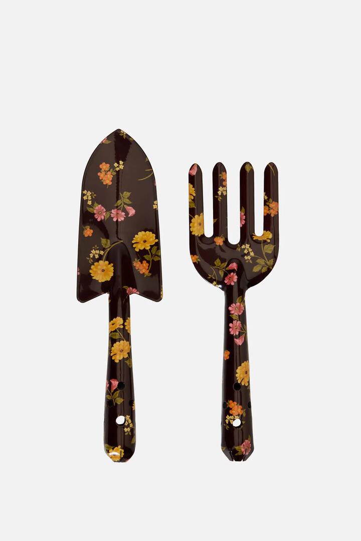 Image of Decor. Productname: Winona Gardening Set in Chocolate colour by brand - Princess Highway
